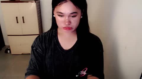 Snapshot of fairy_cuddle chatting on 28, 5, 2026 call me shanaia online show from 28, 5, 2026