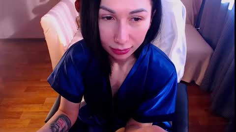 Elli  online show from 12, 3, 2026