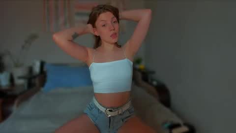 fairy_lele online show from 18, 2, 2025