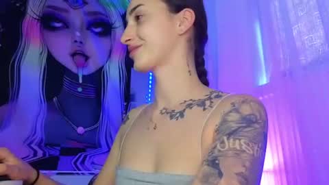 Snapshot of fairy_squirt chatting on 11, 7, 2026 Marrie online show from 11, 7, 2026