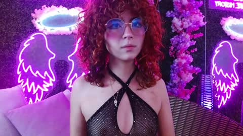 Snapshot of fairy_sweet_ chatting on 4, 2, 2025 FAIRY online show from 4, 2, 2025