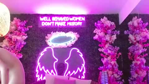 Snapshot of fairy_sweet_ chatting on 18, 2, 2025 FAIRY online show from 18, 2, 2025