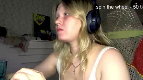 Snapshot of fairydreams_ chatting on 20, 10, 2025 Arisha online show from 20, 10, 2025