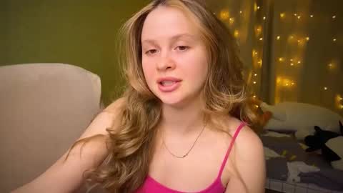 Snapshot of fairyilona chatting on 18, 2, 2025 Ilona online show from 18, 2, 2025