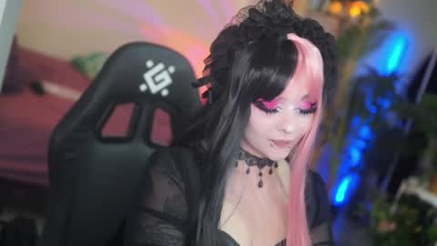 faith_chan online show from 26, 9, 2025