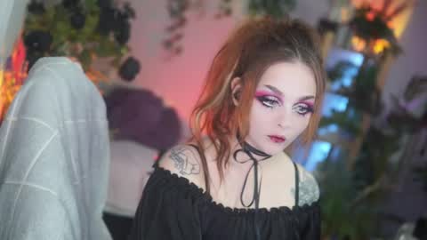 faith_chan online show from 20, 10, 2025