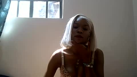 Snapshot of faizah_ chatting on 2, 8, 2026 faizah_ online show from 2, 8, 2026