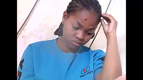 falielyse online show from 9, 10, 2025