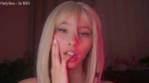 Kaori online show from 10, 4, 2026