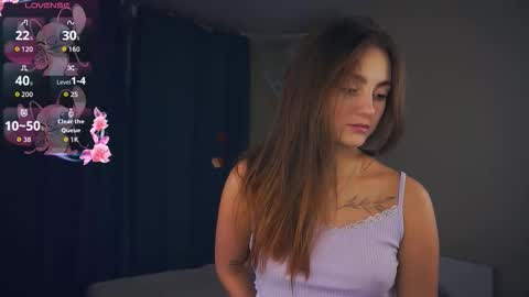 Snapshot of falineellson chatting on 12, 11, 2025 Erika online show from 12, 11, 2025