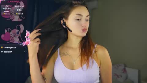 Snapshot of falineellson chatting on 15, 11, 2025 Erika online show from 15, 11, 2025