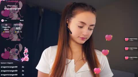 Snapshot of falineellson chatting on 28, 11, 2025 Erika online show from 28, 11, 2025