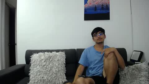 FallGays online show from 17, 1, 2025