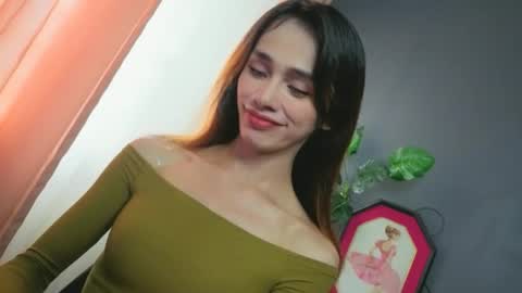 Snapshot of familystroke_twinny8 chatting on 27, 10, 2025 Alexandra x Alexandro online show from 27, 10, 2025