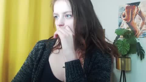 Snapshot of fancynadine chatting on 9, 12, 2024 Nadine online show from 9, 12, 2024