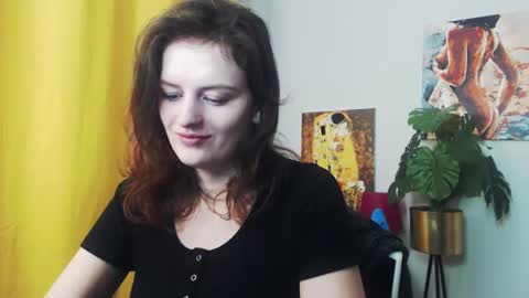 Snapshot of fancynadine chatting on 16, 12, 2024 Nadine online show from 16, 12, 2024