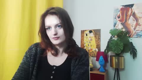 Snapshot of fancynadine chatting on 16, 12, 2024 Nadine online show from 16, 12, 2024