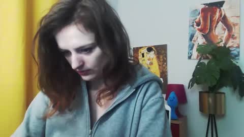 Snapshot of fancynadine chatting on 19, 12, 2024 Nadine online show from 19, 12, 2024