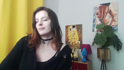 Snapshot of fancynadine chatting on 6, 1, 2025 Nadine online show from 6, 1, 2025