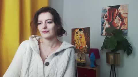 Snapshot of fancynadine chatting on 8, 1, 2025 Nadine online show from 8, 1, 2025