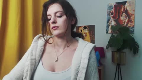 Snapshot of fancynadine chatting on 8, 1, 2025 Nadine online show from 8, 1, 2025