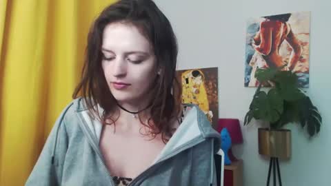 Snapshot of fancynadine chatting on 10, 1, 2025 Nadine online show from 10, 1, 2025