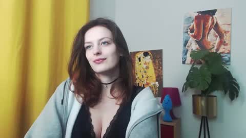 Snapshot of fancynadine chatting on 11, 1, 2025 Nadine online show from 11, 1, 2025