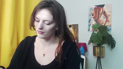 Snapshot of fancynadine chatting on 13, 1, 2025 Nadine online show from 13, 1, 2025