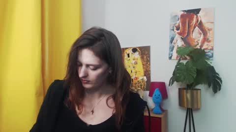 Snapshot of fancynadine chatting on 13, 1, 2025 Nadine online show from 13, 1, 2025