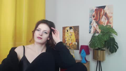 Snapshot of fancynadine chatting on 14, 2, 2025 Nadine online show from 14, 2, 2025