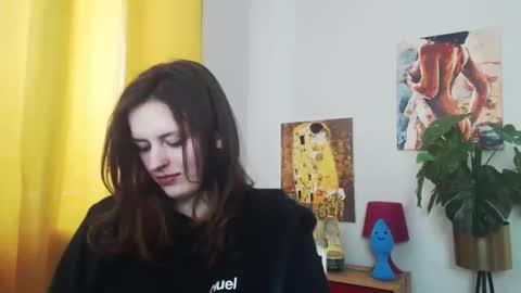 Snapshot of fancynadine chatting on 24, 2, 2025 Nadine online show from 24, 2, 2025