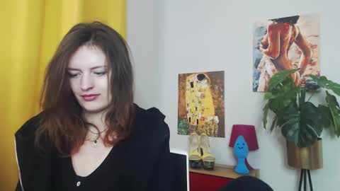 Snapshot of fancynadine chatting on 25, 2, 2025 Nadine online show from 25, 2, 2025