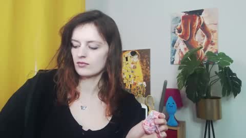 Snapshot of fancynadine chatting on 10, 3, 2025 Nadine online show from 10, 3, 2025