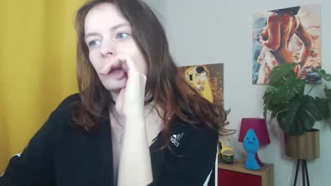 Snapshot of fancynadine chatting on 12, 3, 2025 Nadine online show from 12, 3, 2025