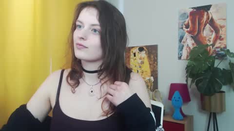 Snapshot of fancynadine chatting on 12, 3, 2025 Nadine online show from 12, 3, 2025