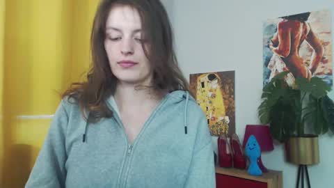 Snapshot of fancynadine chatting on 24, 9, 2025 Nadine online show from 24, 9, 2025