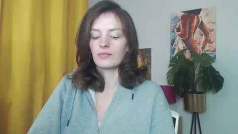 Snapshot of fancynadine chatting on 29, 9, 2025 Nadine online show from 29, 9, 2025