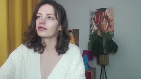 Snapshot of fancynadine chatting on 13, 10, 2025 Nadine online show from 13, 10, 2025