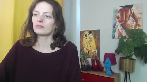 Snapshot of fancynadine chatting on 8, 11, 2025 Nadine online show from 8, 11, 2025