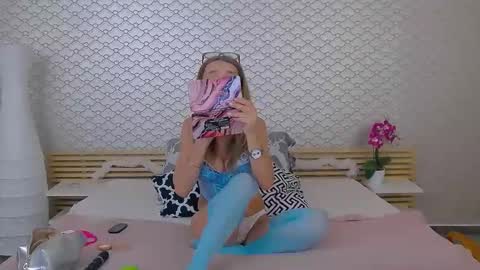 Fannie online show from 31, 3, 2026