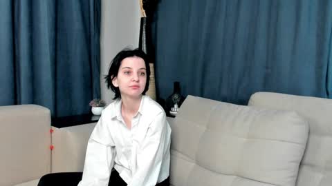 Mia online show from 5, 12, 2024