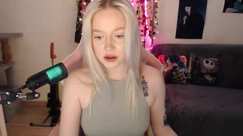 Snapshot of fantasy_lisa chatting on 27, 2, 2026 Lisa online show from 27, 2, 2026