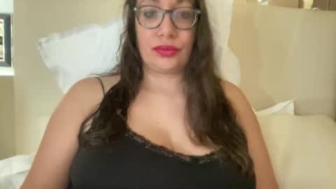 Farah online show from 9, 9, 2025