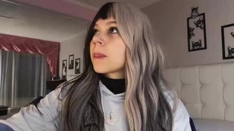 Farah online show from 9, 9, 2025