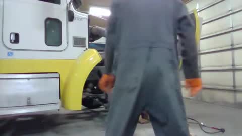 Snapshot of farmboy4720 chatting on 12, 11, 2025 farmboy4720 online show from 12, 11, 2025