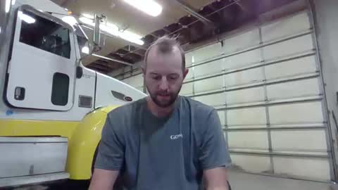 Snapshot of farmboy4720 chatting on 23, 11, 2025 farmboy4720 online show from 23, 11, 2025