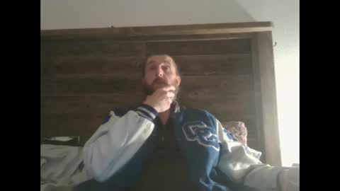 Snapshot of farmerboyart chatting on 14, 4, 2026 farmerboyart online show from 14, 4, 2026