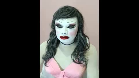 Snapshot of farrah_x chatting on 4, 10, 2025 Farrah online show from 4, 10, 2025