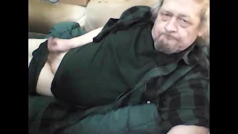 HoneyCumJuice4U online show from 23, 4, 2026