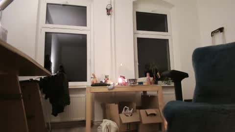 Fat Bernd online show from 3, 10, 2025